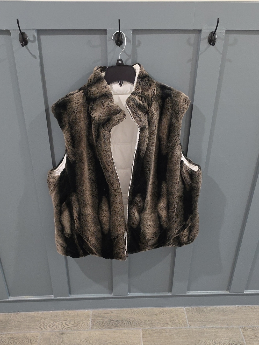 Source Unknown Reversible Faux Fur Vest - Brown & Black